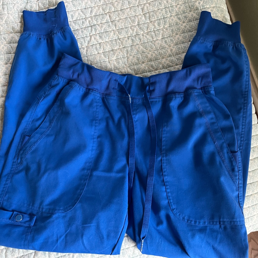 Med Couture Touch Joggers